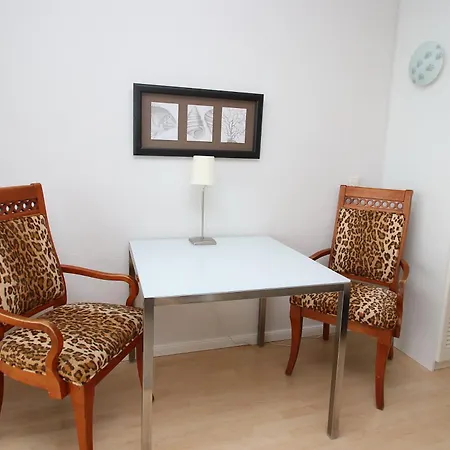Trelleborgallee, 127 Apartment *